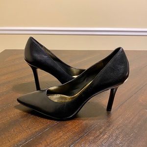 Ralph Lauren Black Leather  Sarina Heels Sz 7